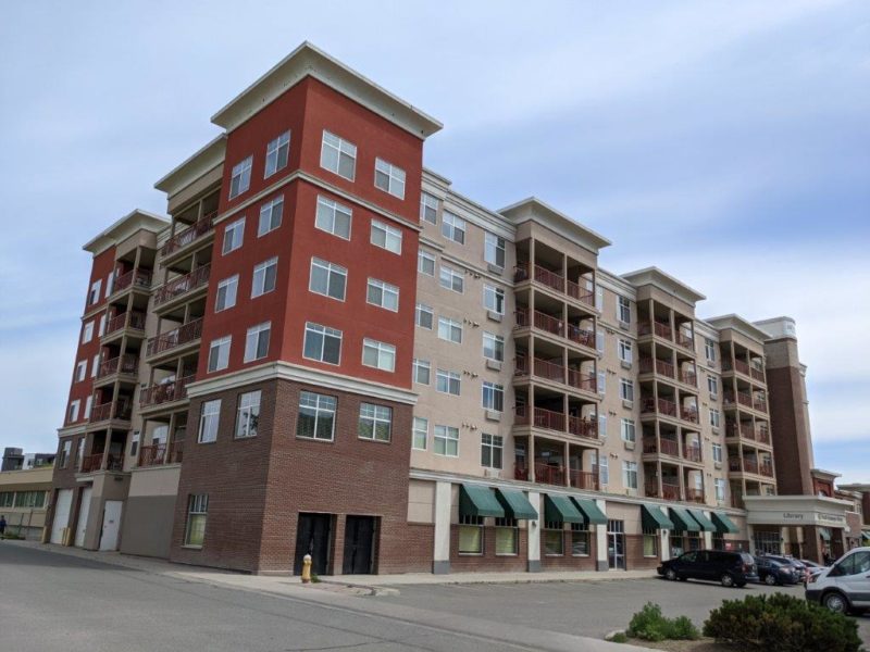 This 5th Floor, South Facing Condo Shows Like New!  1 Bedroom & 1 Baths