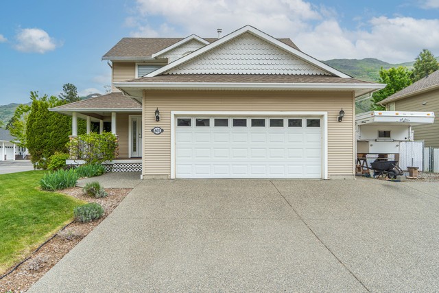 Bright & Spacious Family Home Offering Space, Comfort & Functionality!  3 Bedrooms & 3 Baths