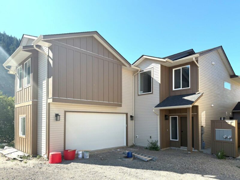 Perfect Family Home In Chase, Affordable & Move In Ready By End Of July!    5 Bedrooms & 3 Baths