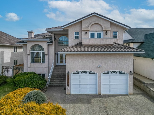 Well Maintained & Updated With Space For Larger Families Or Space To Grow! 8 Bedrooms & 7 Baths