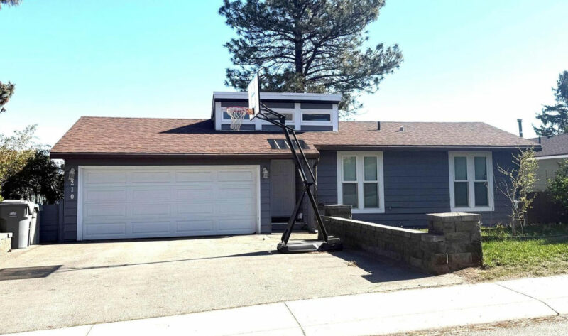 Entry Level, Spacious Front To Back Split Offers Flexibility For Today’s Family!  4 Bedrooms & 3 Baths