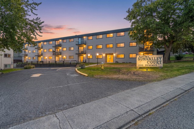 Bright & Updated An Excellent Opportunity For First Time Buyers Or Investors!   2 Bedrooms & 1 Bath